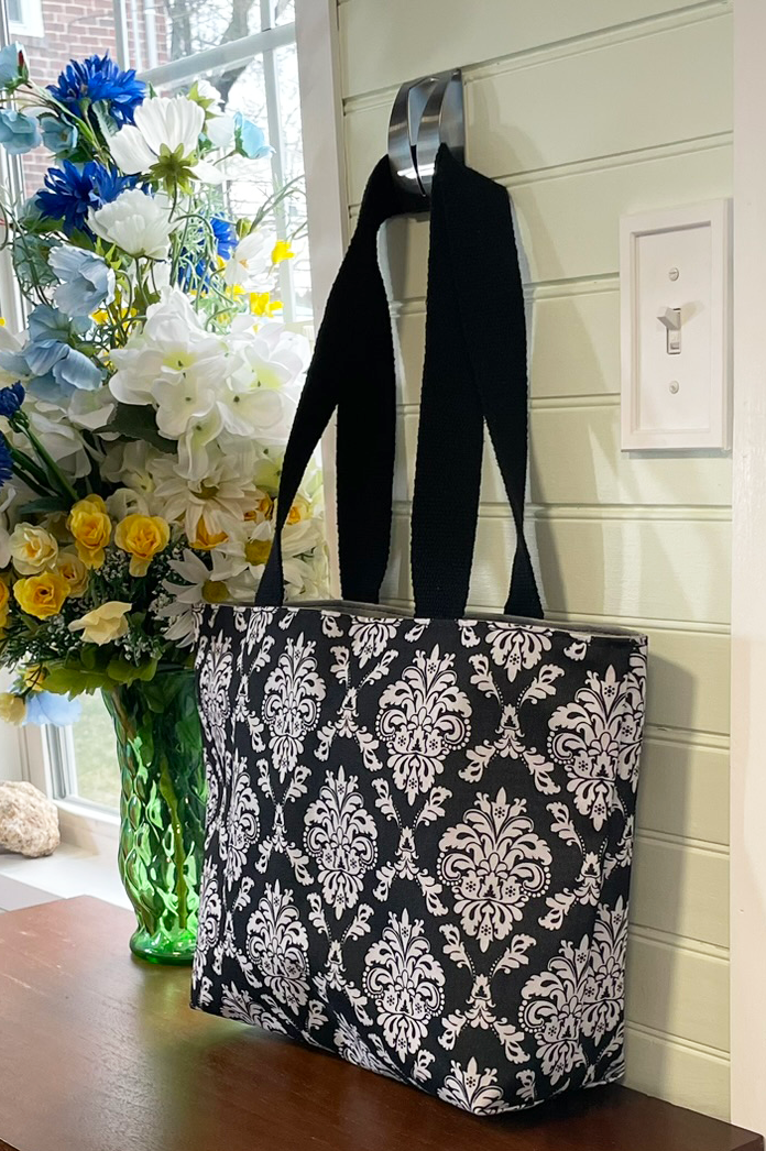 Tote - Black/White Damask