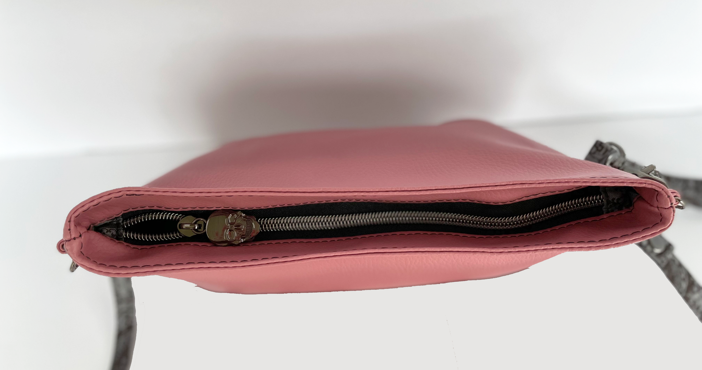 Flora clutch - Pink with gray skull interior